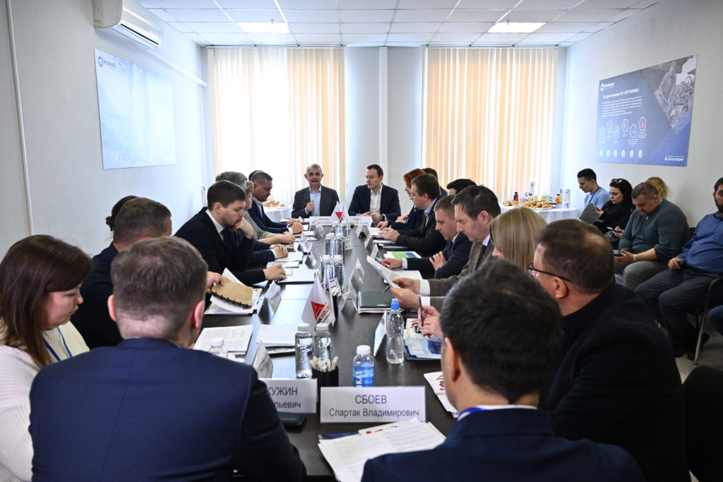 Выездное заседание комитета Мособлдумы на тему «МЕГАБАК» на площадке АО «ПЕТРОМАКС» - Фото 3